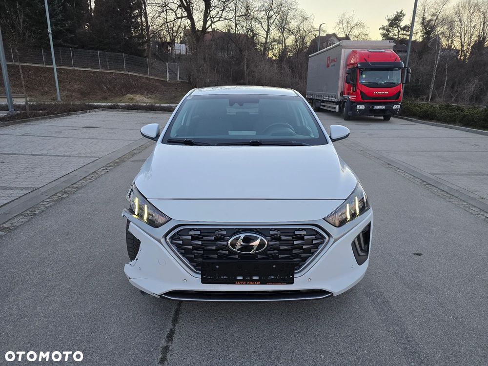 Hyundai IONIQ 1.6 GDI - 26