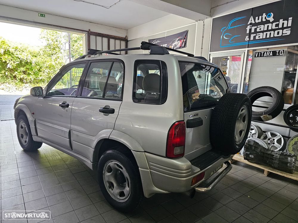 Suzuki Grand Vitara Metal Top 2.0 TDi - 5