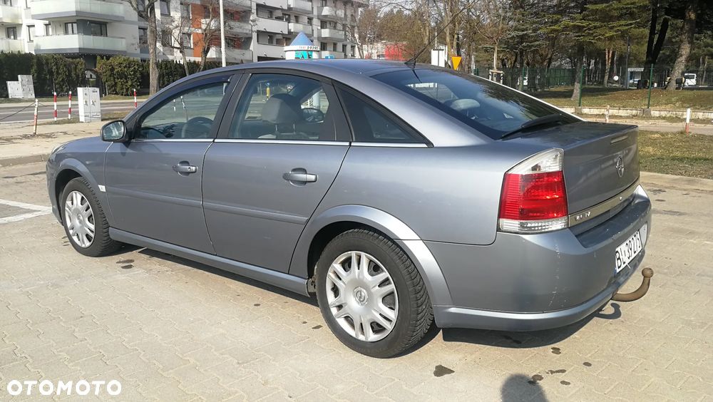 Opel Vectra 1.8 - 3