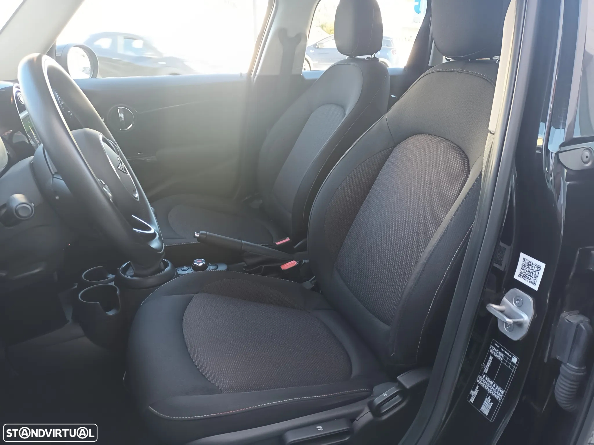 MINI 5 Portas One Sport Edition - 32