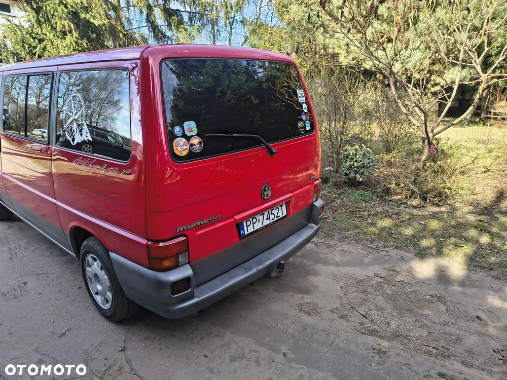 Volkswagen Multivan - 5