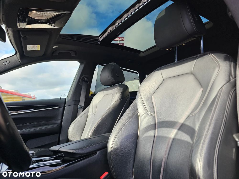 BMW 6GT 630i Sport Line - 11