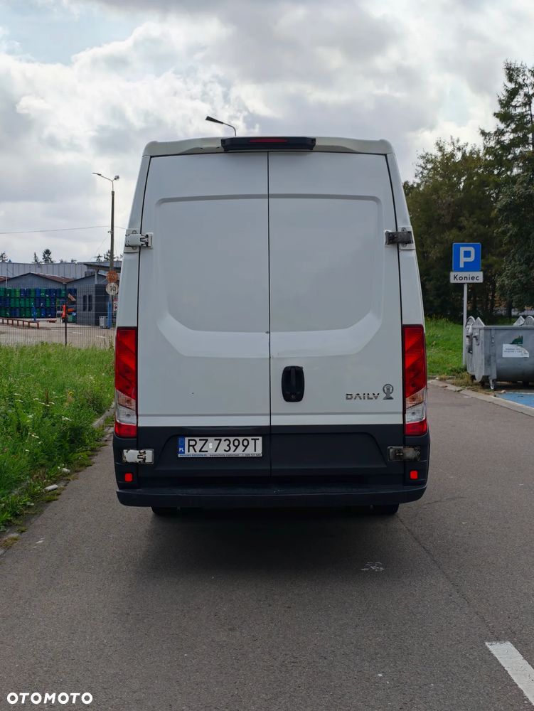 Iveco Daily 35C15 Euro 5 Bliźniak max długi i wysoki - 24