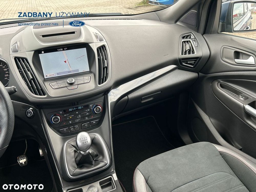 Ford Kuga 1.5 EcoBoost 2x4 ST-Line - 12