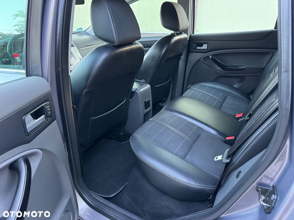 Ford Kuga 2.0 TDCi 4WD Titanium - 21