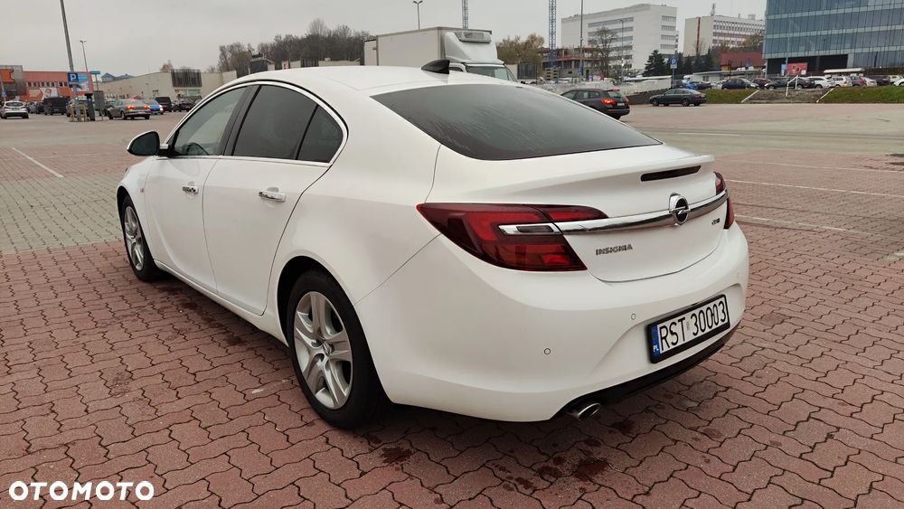 Opel Insignia 2.0 CDTI Cosmo S&S - 9