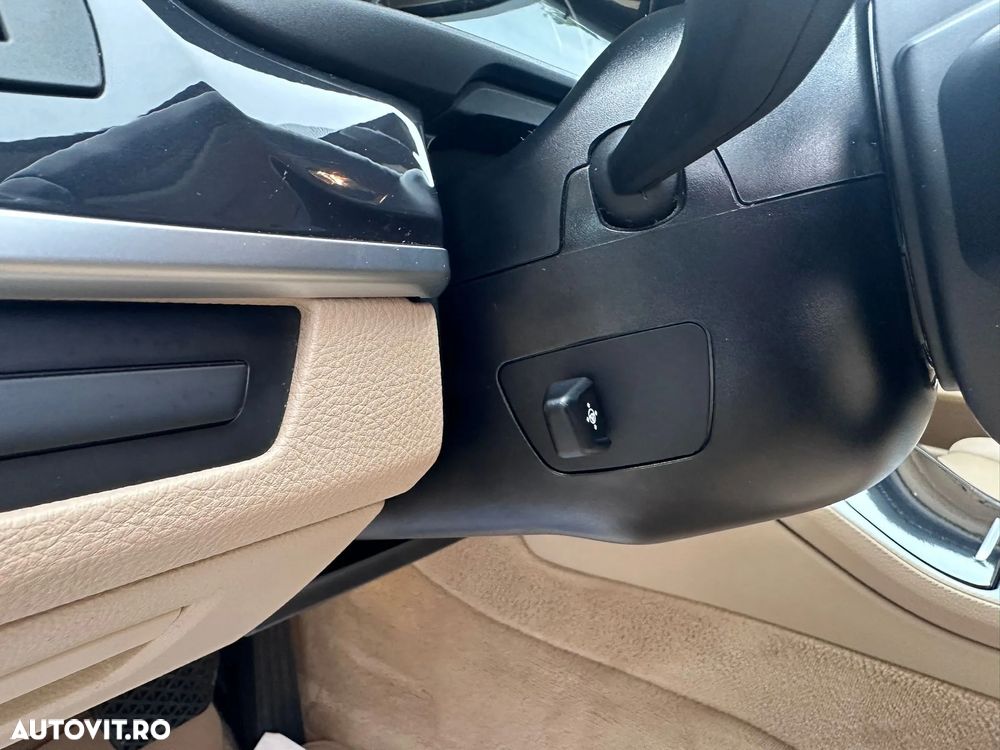 BMW Seria 5 525d xDrive Aut. Luxury Line - 32