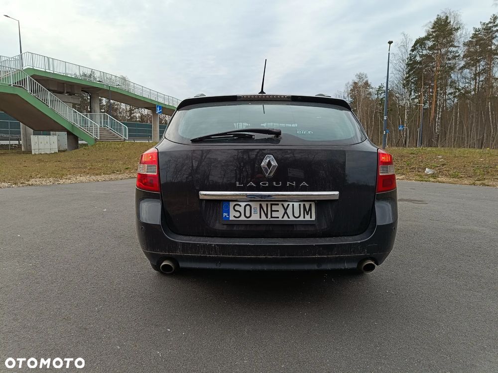 Renault Laguna 2.0 DCi SL Tech Run - 8
