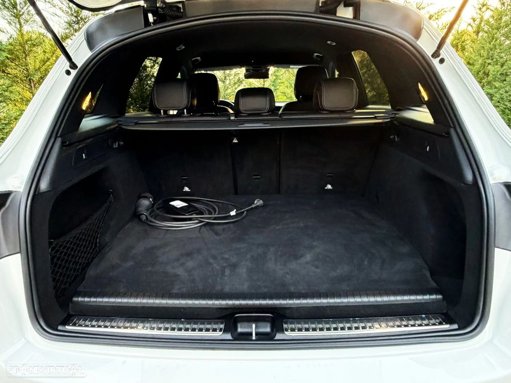 Mercedes-Benz GLC 300 de 4Matic - 28