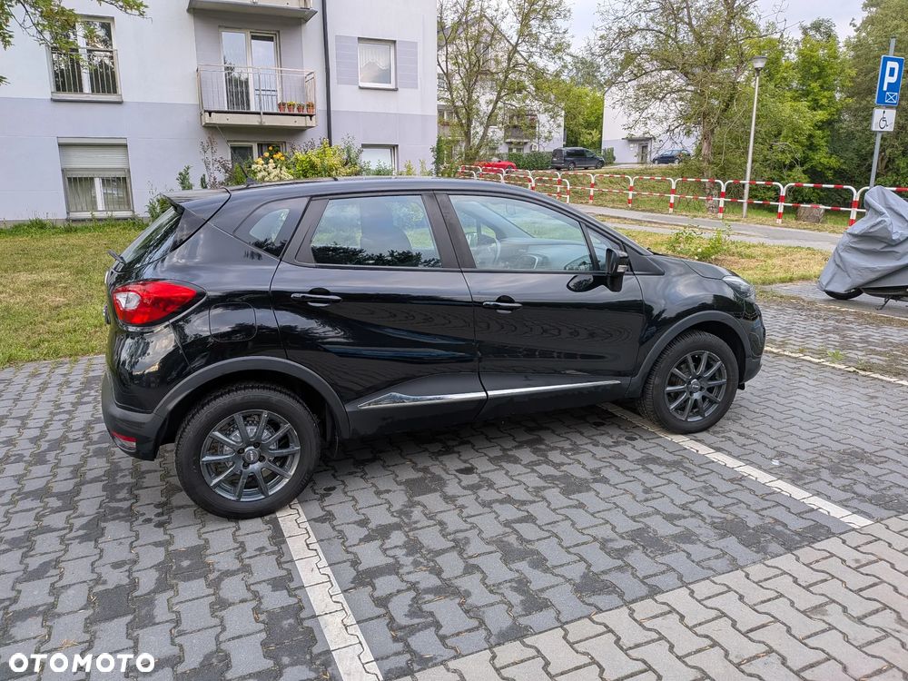 Renault Captur (ENERGY) TCe 90 INTENS - 24