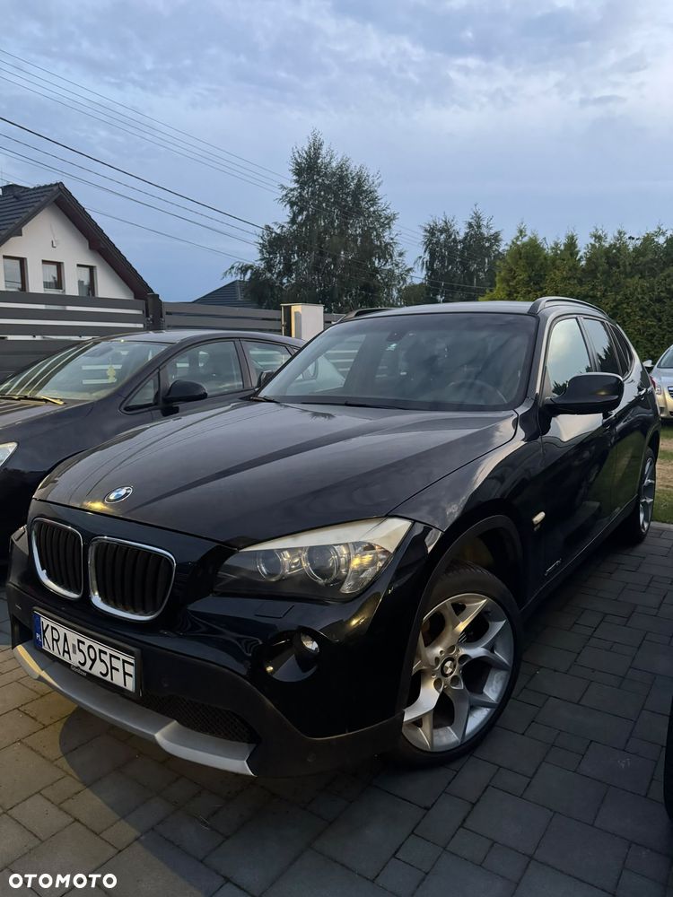 BMW X1 xDrive18d Sport Line - 1