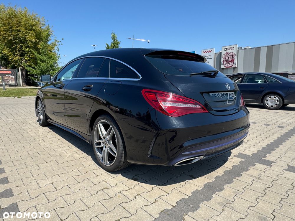 Mercedes-Benz CLA 180 7G-DCT - 5