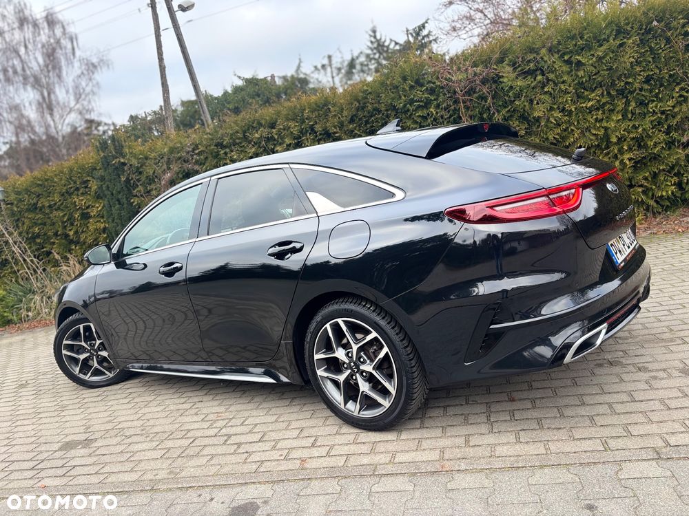 Kia ProCeed 1.4 T-GDI OPF GT LINE - 11