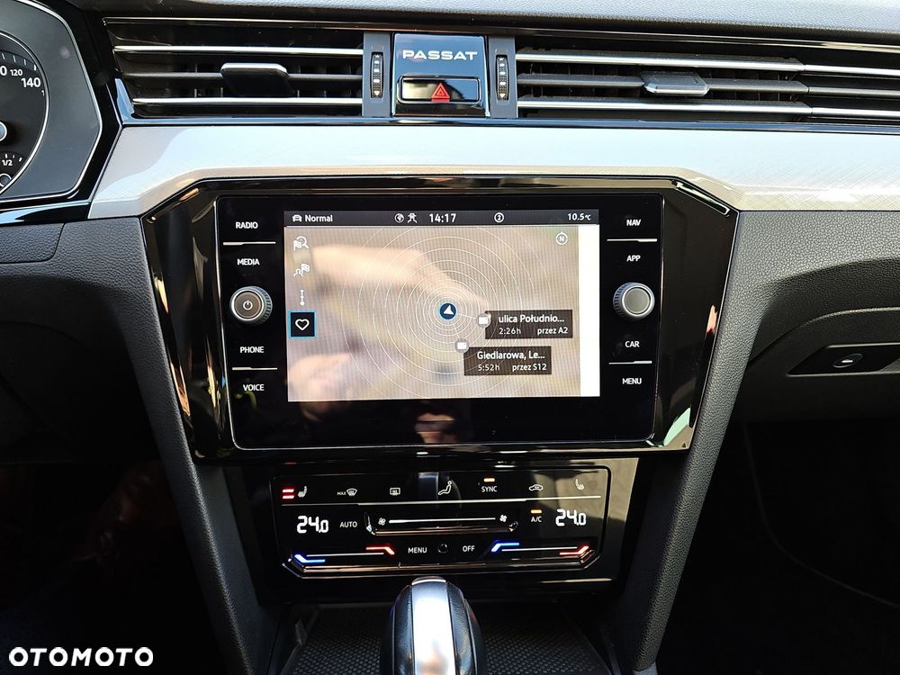 Volkswagen Passat - 22
