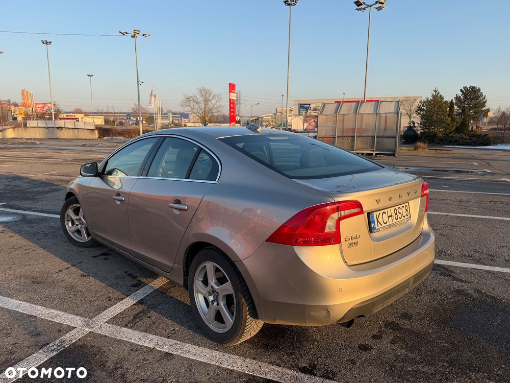 Volvo S60 - 10