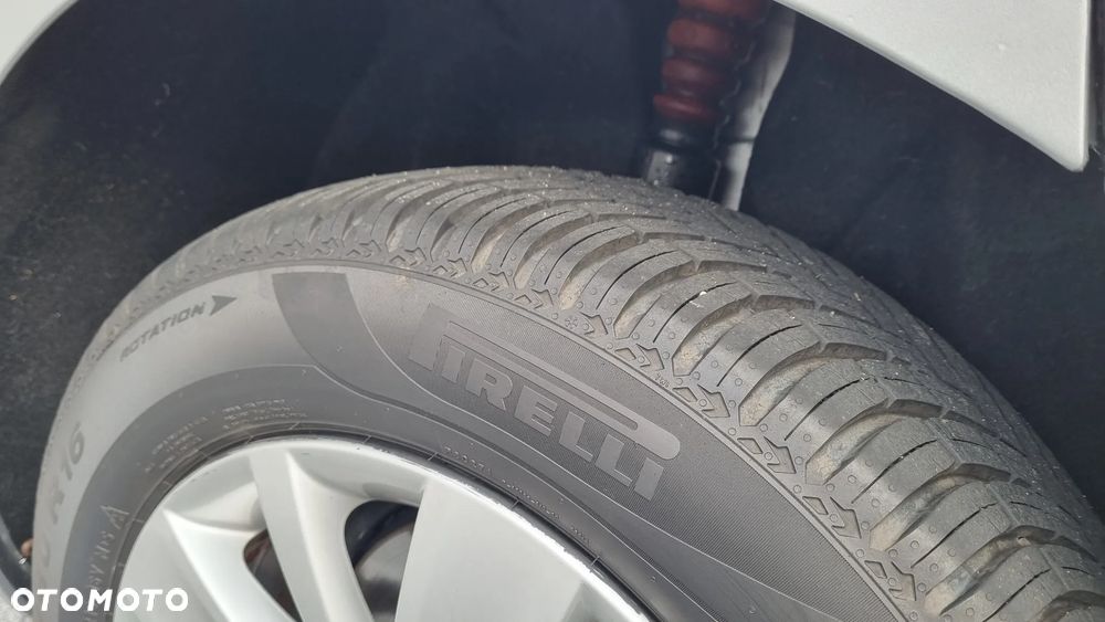 Volkswagen Sharan 2.0 TDI Comfortline - 28