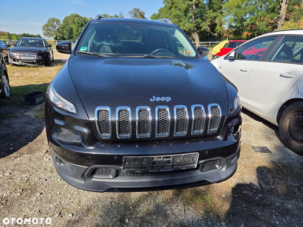 Jeep Cherokee - 10