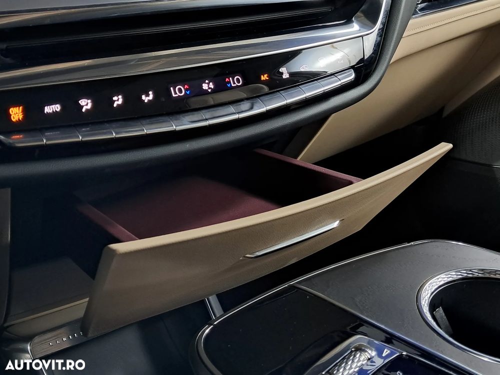 Cadillac Lyriq Luxury - 22