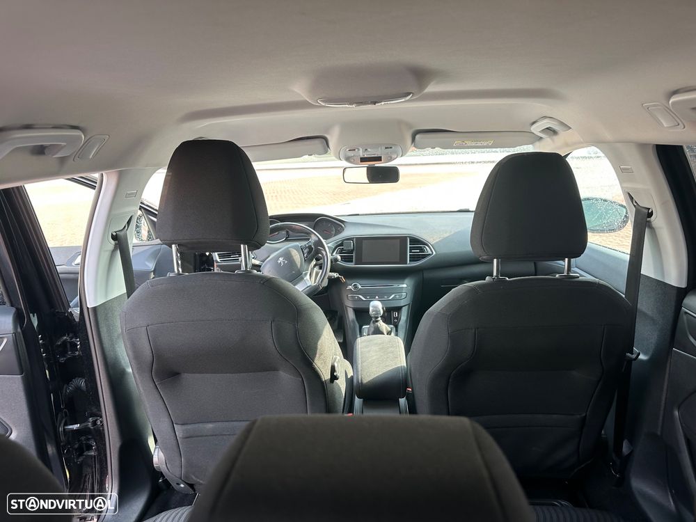 Peugeot 308 SW 1.6 BlueHDi Allure - 17