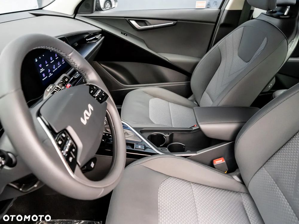 Kia Niro 1.6 GDI Hybrid M - 22