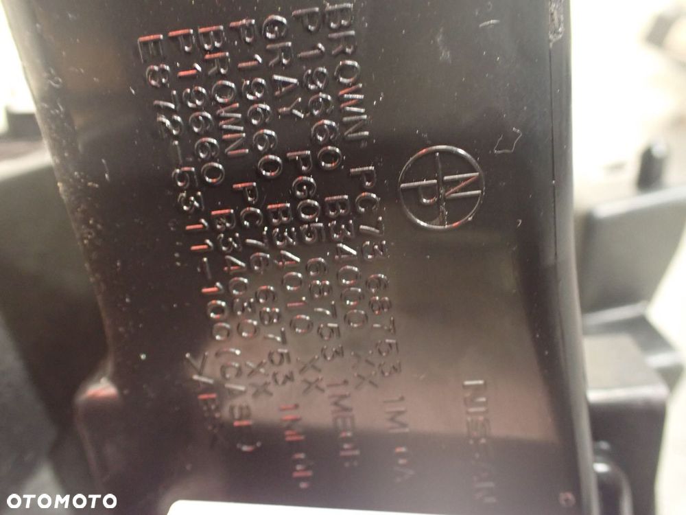 KRATKA NAWIEWU ZEGAREK INFINITI M37X 68720-1ME0A - 10