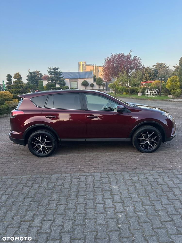 Toyota RAV4 - 7