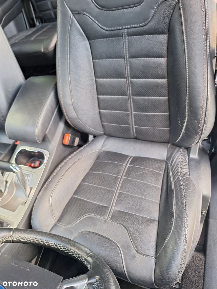 Ford S-Max 2.2 TDCi DPF Titanium - 27