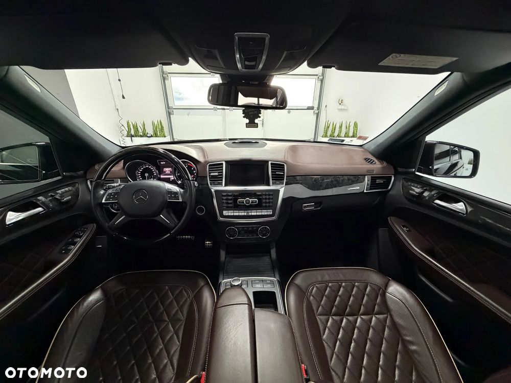 Mercedes-Benz ML 350 BlueTec 4-Matic - 2