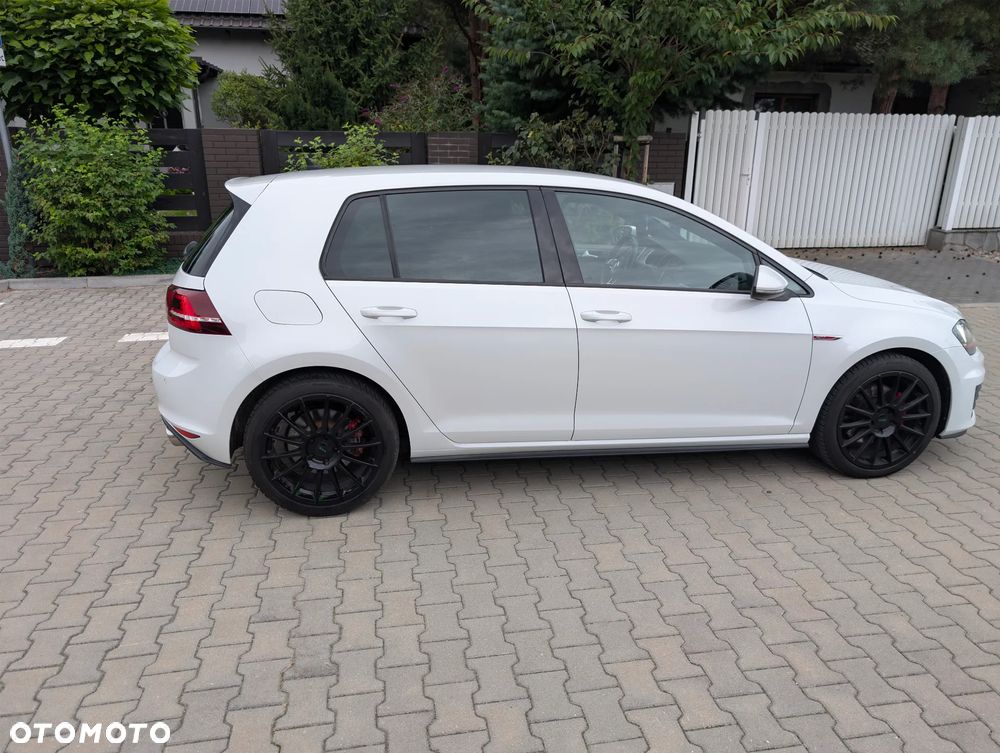 Volkswagen Golf 2.0 TSI BMT GTI - 10