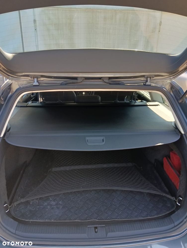 Volkswagen Passat 2.0 TDI SCR DSG Highline - 12