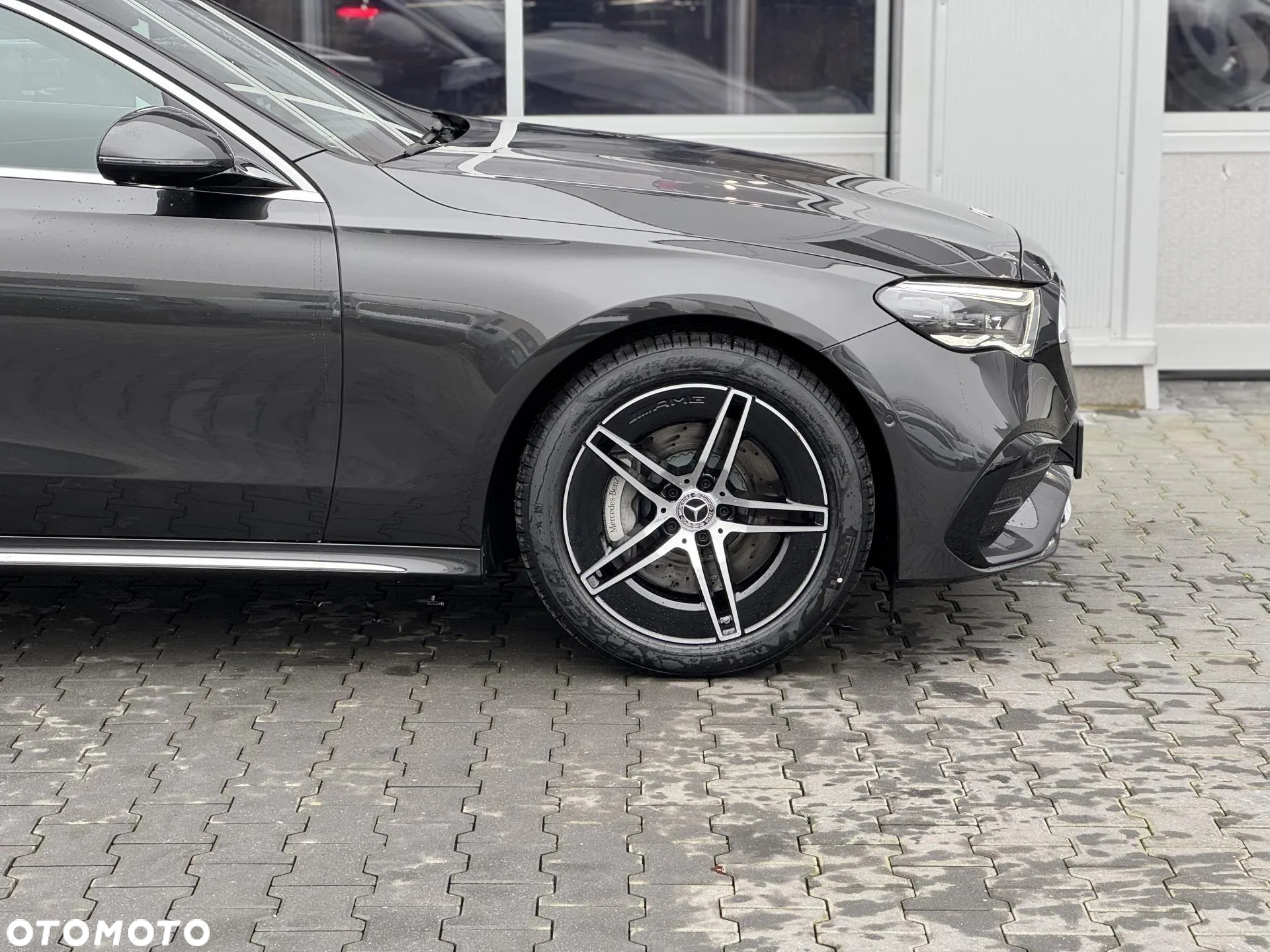 Mercedes-Benz Klasa E 220 d 4Matic 9G-TRONIC Edition AMG Line - 8