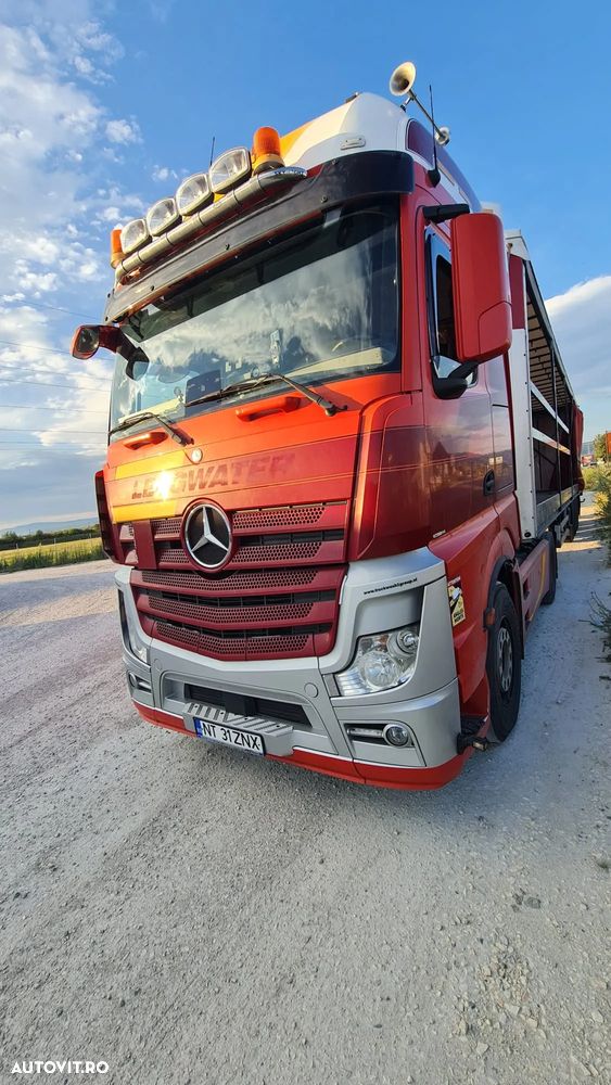 Mercedes-Benz Actros - 4