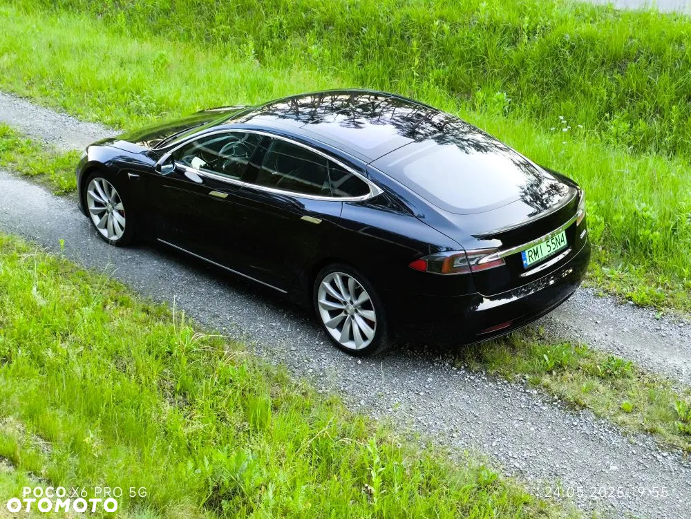 Tesla Model S Performance - 2
