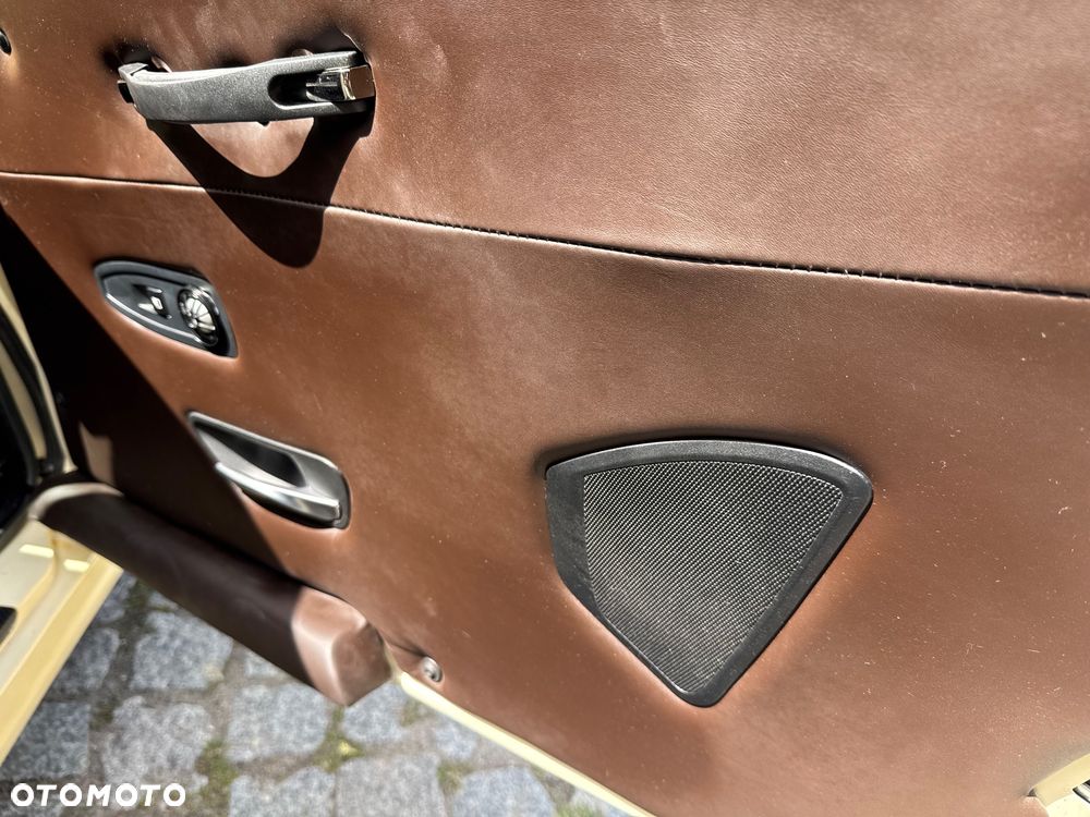 Volvo P1800 - 30