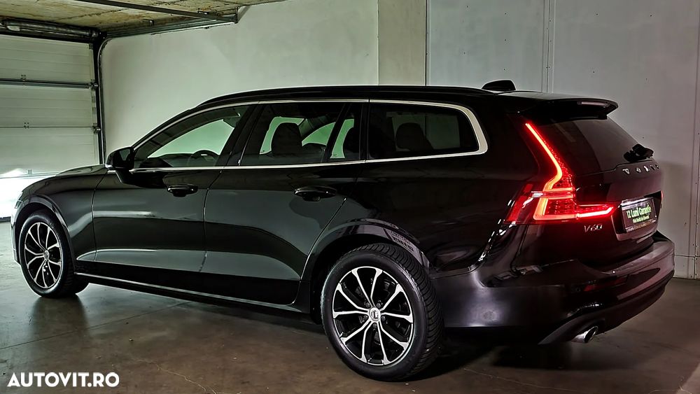 Volvo V60 B4 D Geartronic Momentum Pro - 32