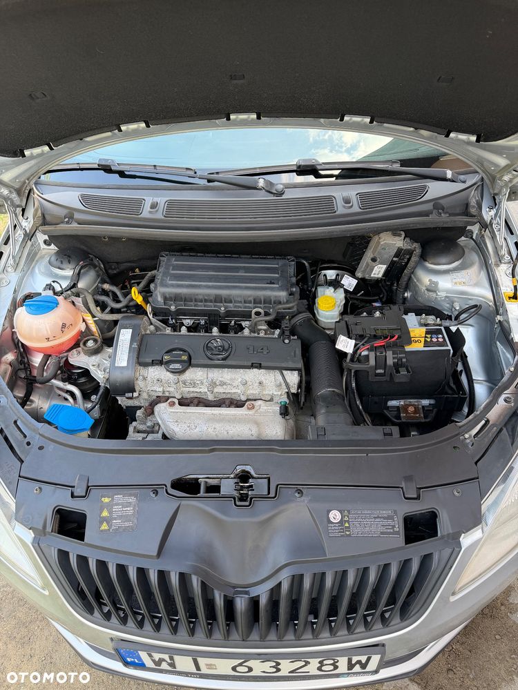 Skoda Fabia 2014 photo 2