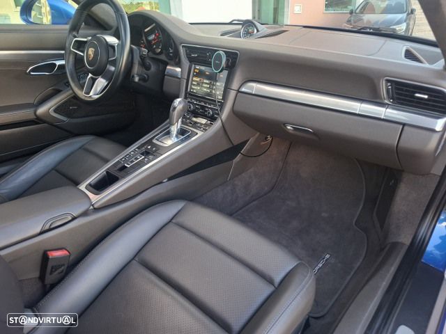 Porsche 911 Série F - 30