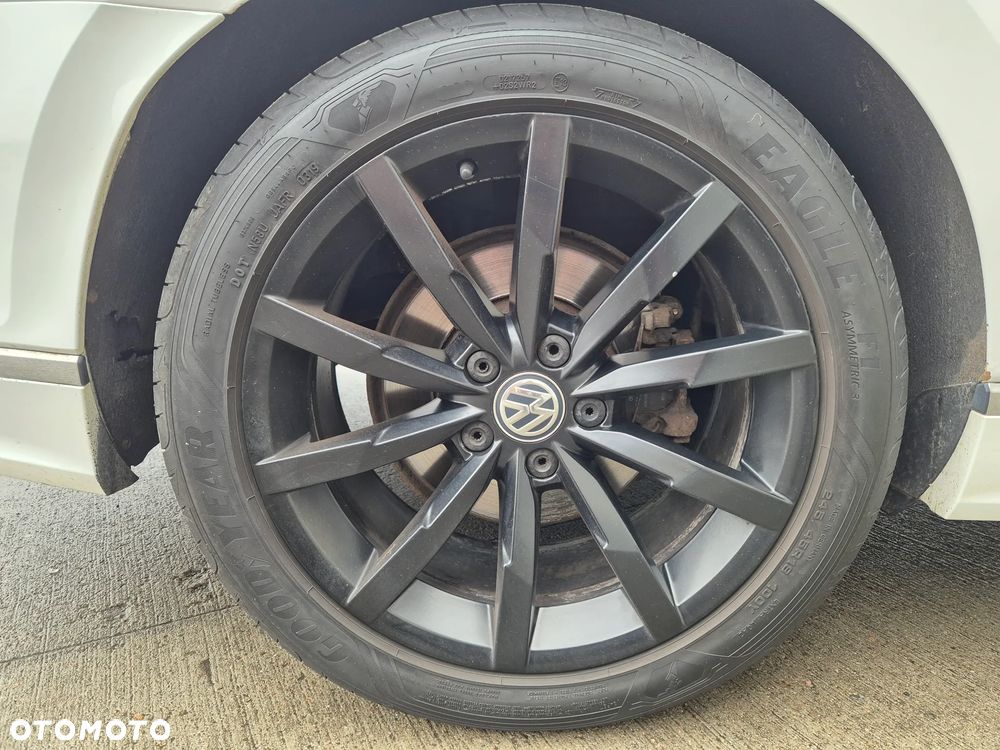 Volkswagen Passat Variant 2.0 TDI SCR 4Motion DSG (BMT) Highline - 13