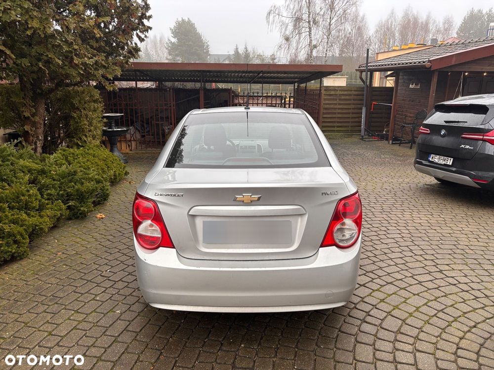 Chevrolet Aveo - 3