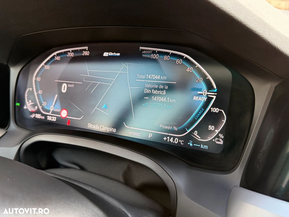 BMW Seria 3 330e Aut. Advantage - 24