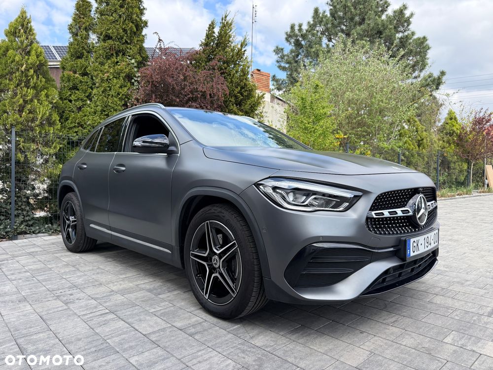 Mercedes-Benz GLA 200 d AMG Line - 12