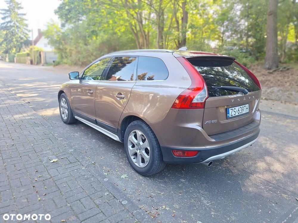 Volvo XC 60 - 4