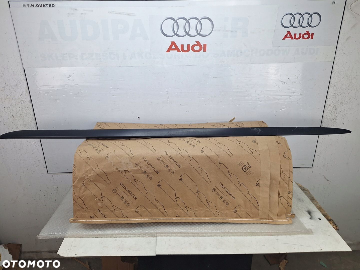 PRÓG LISTWA PROGOWA PRAWA OSŁONA NAKŁADKA AUDI S5 A5 S-LINE 8T 8T0 OE - 1