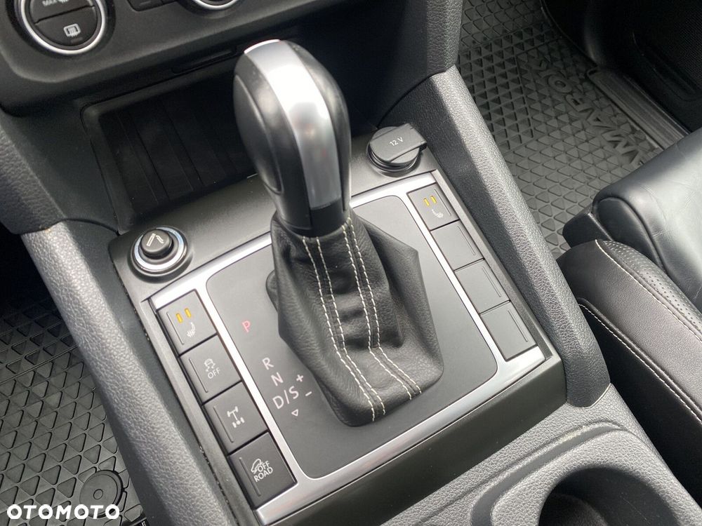 Volkswagen Amarok - 28