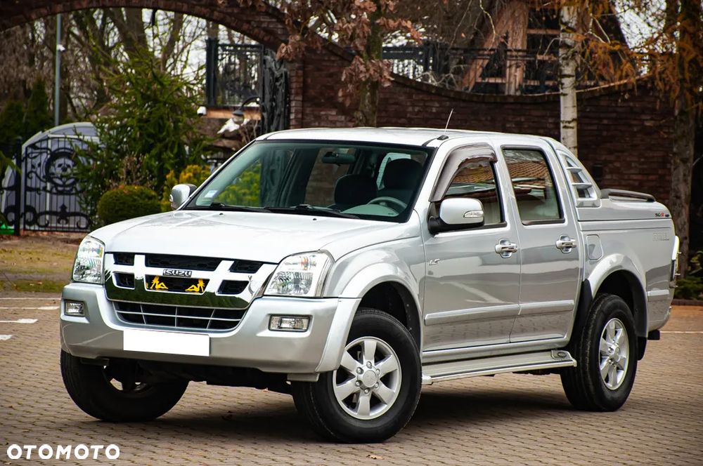 Isuzu D-Max 4x4 Double Cab Autm Custom - 2