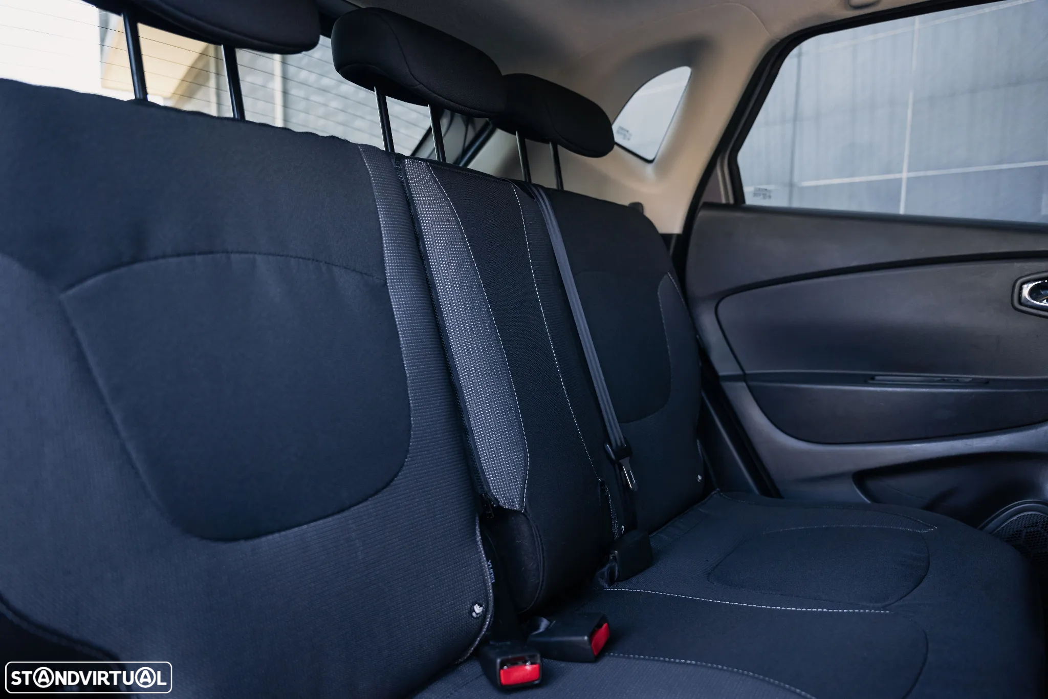 Renault Captur 0.9 TCE Exclusive - 33