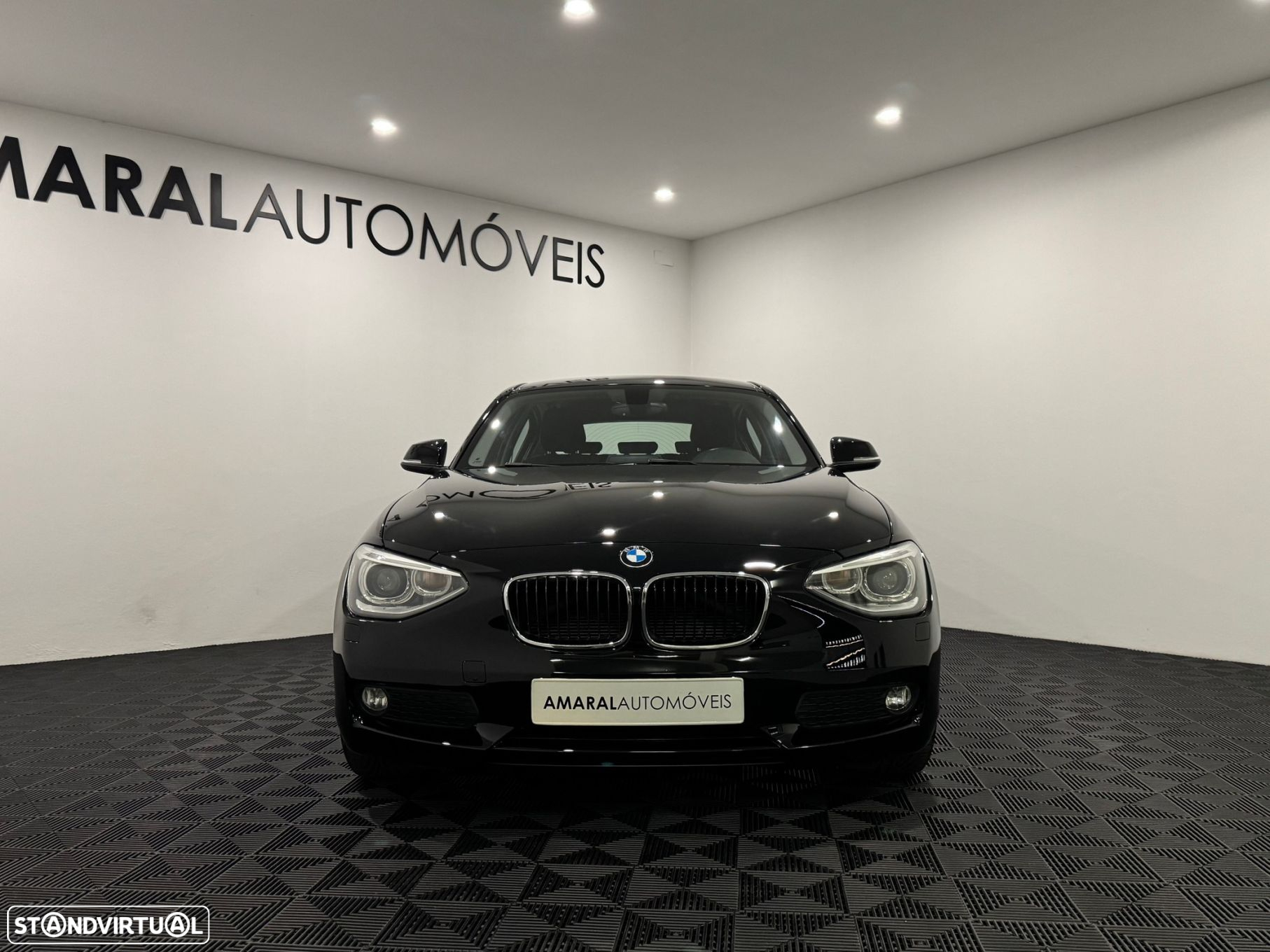 BMW 118 d Line Urban - 3
