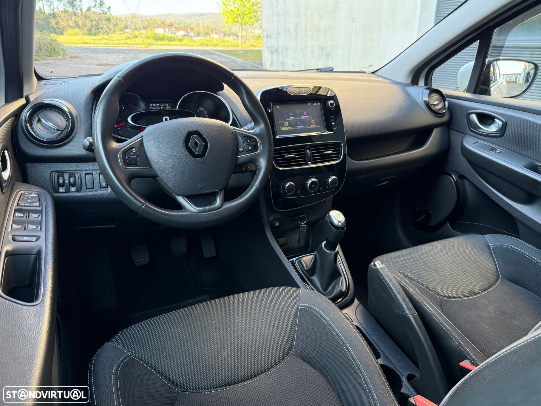 Renault Clio 1.5 dCi Zen - 10