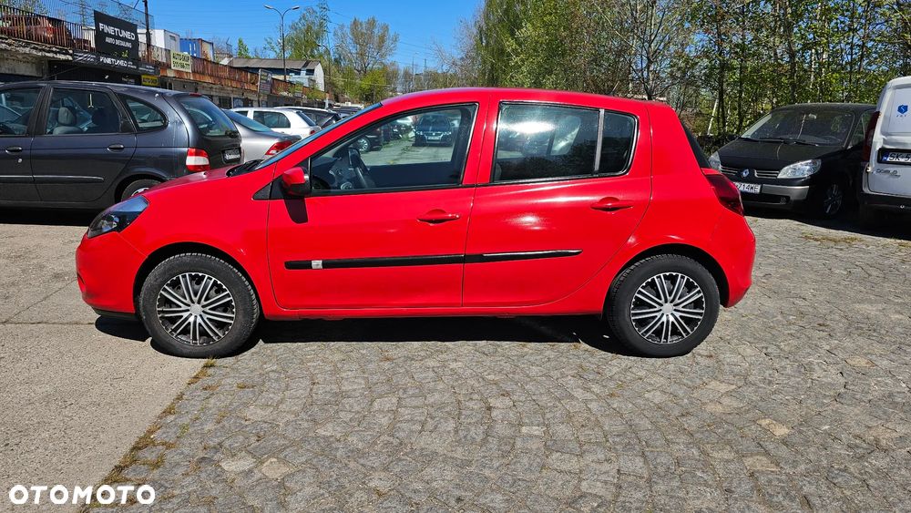 Renault Clio 1.2 16V Bioetanol Alize - 14