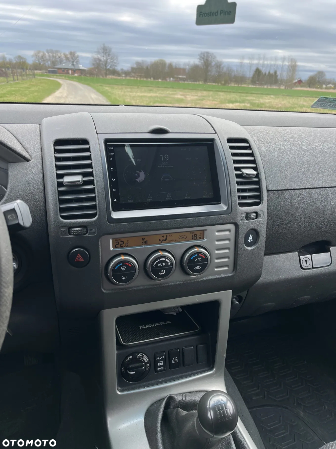 Nissan Pathfinder 2.5 D LE - 13